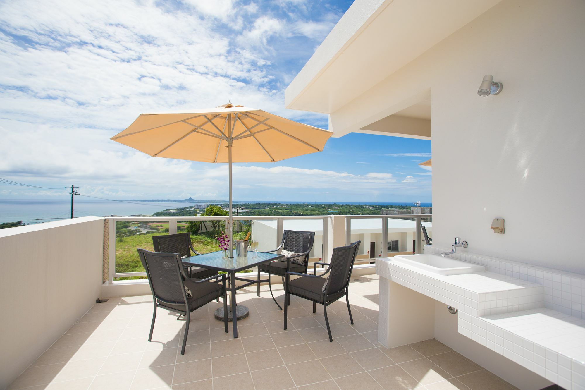 แคมปิ้ง วิลลา กูชิกูมูอิ บาย คอลดิโอ พรีเมียม [เกาะหลักโอกินาว่า] Villa โมโตบุ ภายนอก รูปภาพ